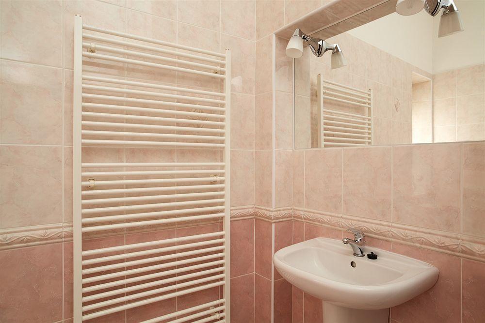 Abc Suites Praga Esterno foto