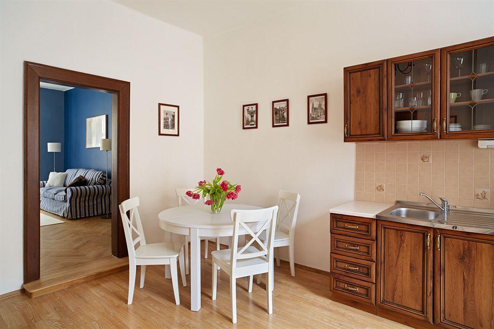 Abc Suites Praga Esterno foto