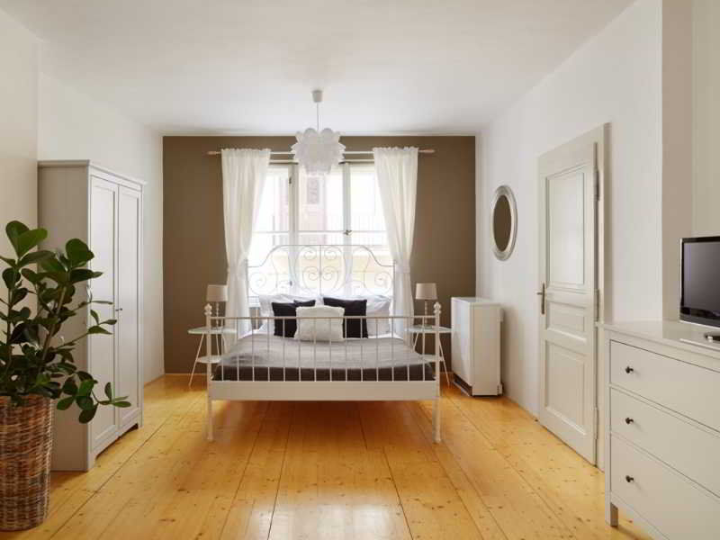 Abc Suites Praga Esterno foto