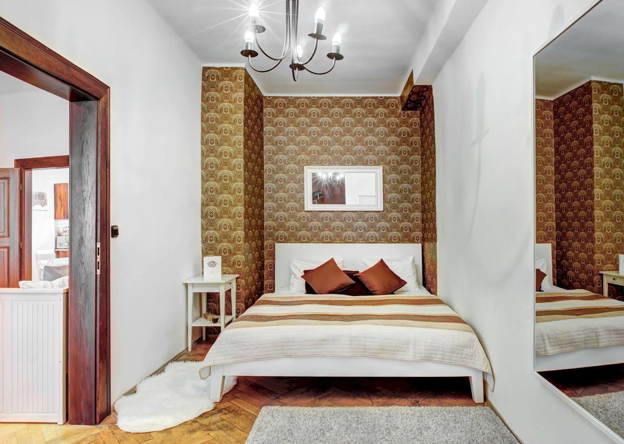 Abc Suites Praga Esterno foto