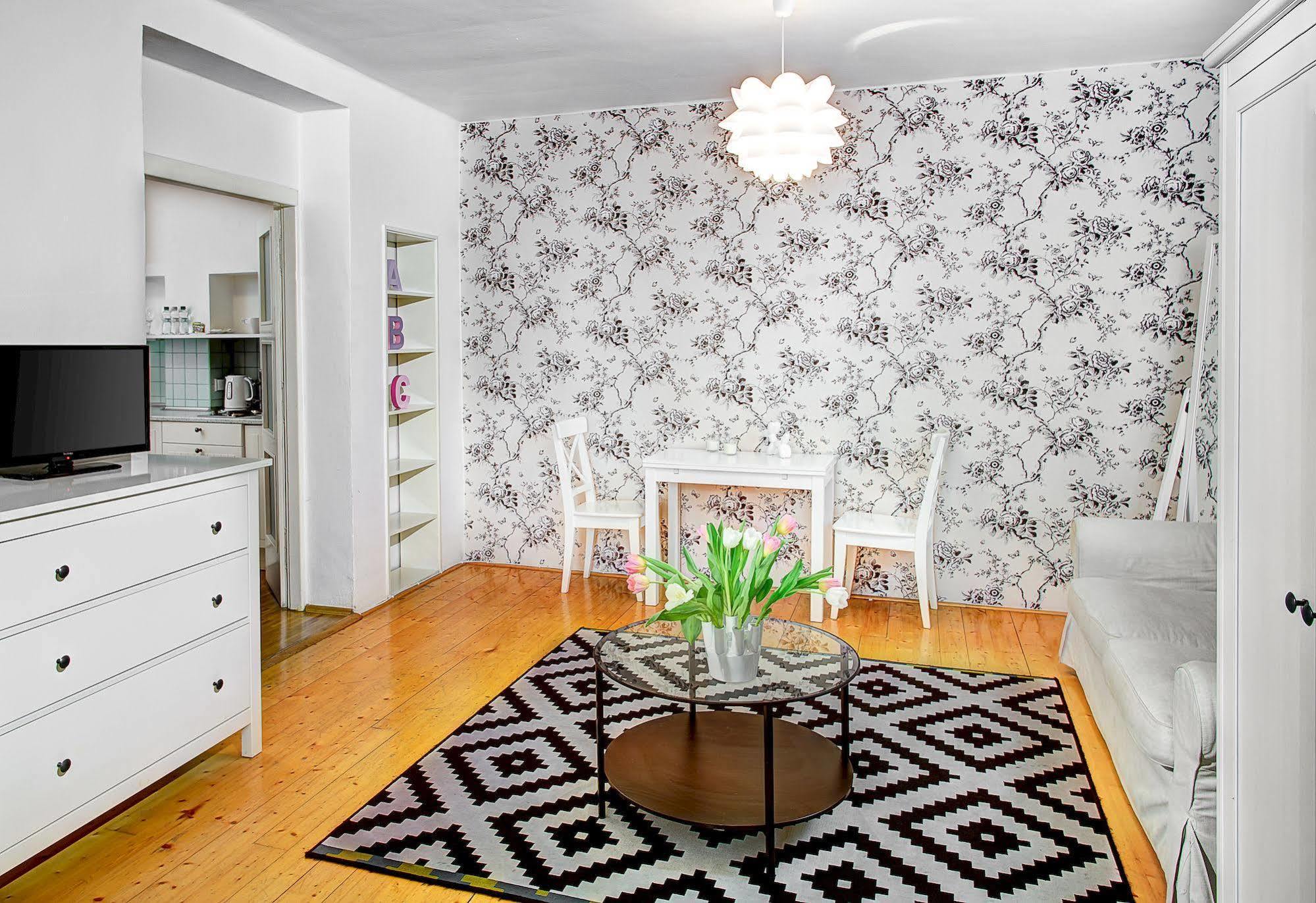 Abc Suites Praga Esterno foto