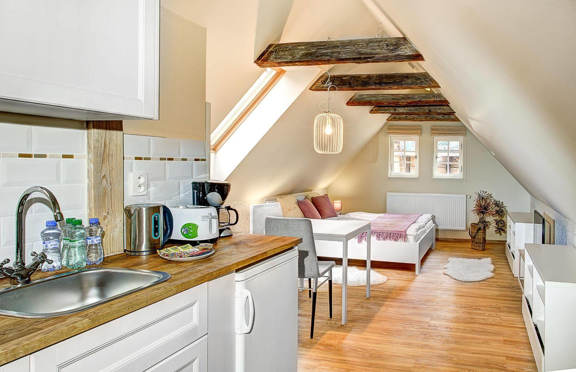 Abc Suites Praga Esterno foto